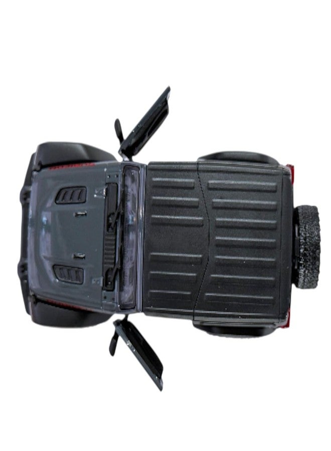 ماياترا سيارة جيب رانجلر من ماياترا كينز مارت، نموذج سيارة دفع رباعي مصبوب من المعدن بمقياس 1:34 - سيارة لعبة متينة للطرق الوعرة قابلة للتحصيل لهواة الجمع والأطفال والعرض (رمادي) - Image 5